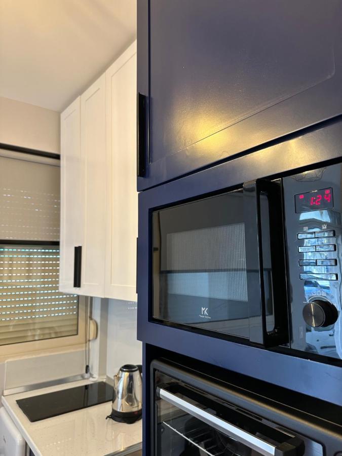 4Seasonsgea , Studio Apartment In Heart Of Tirana Eksteriør billede