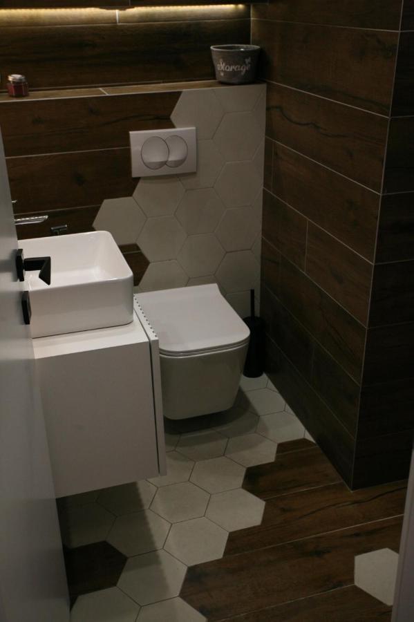 4Seasonsgea , Studio Apartment In Heart Of Tirana Eksteriør billede