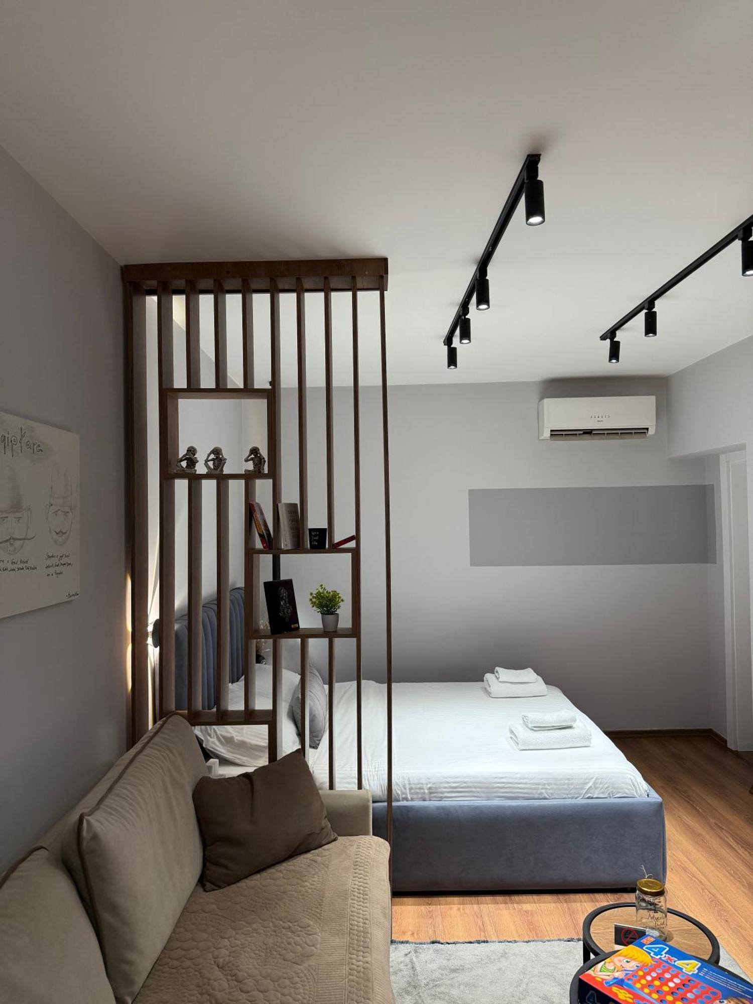4Seasonsgea , Studio Apartment In Heart Of Tirana Eksteriør billede